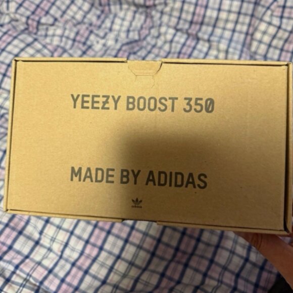 Size 9.5 - adidas Yeezy Boost 350 V2 Low Black Non-Reflective - Picture 3 of 12